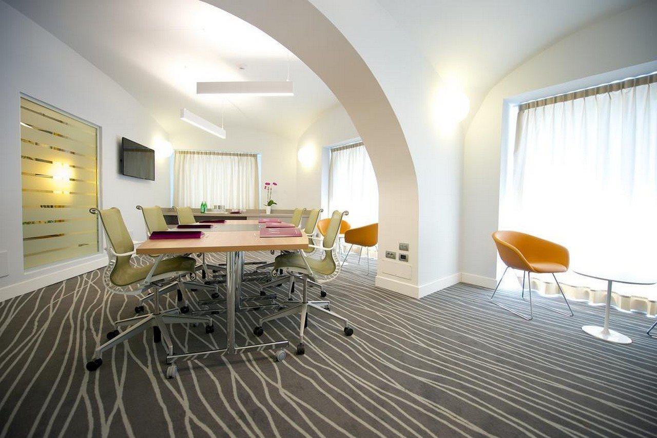 Mercure Napoli Centro Angioino Bagian luar foto