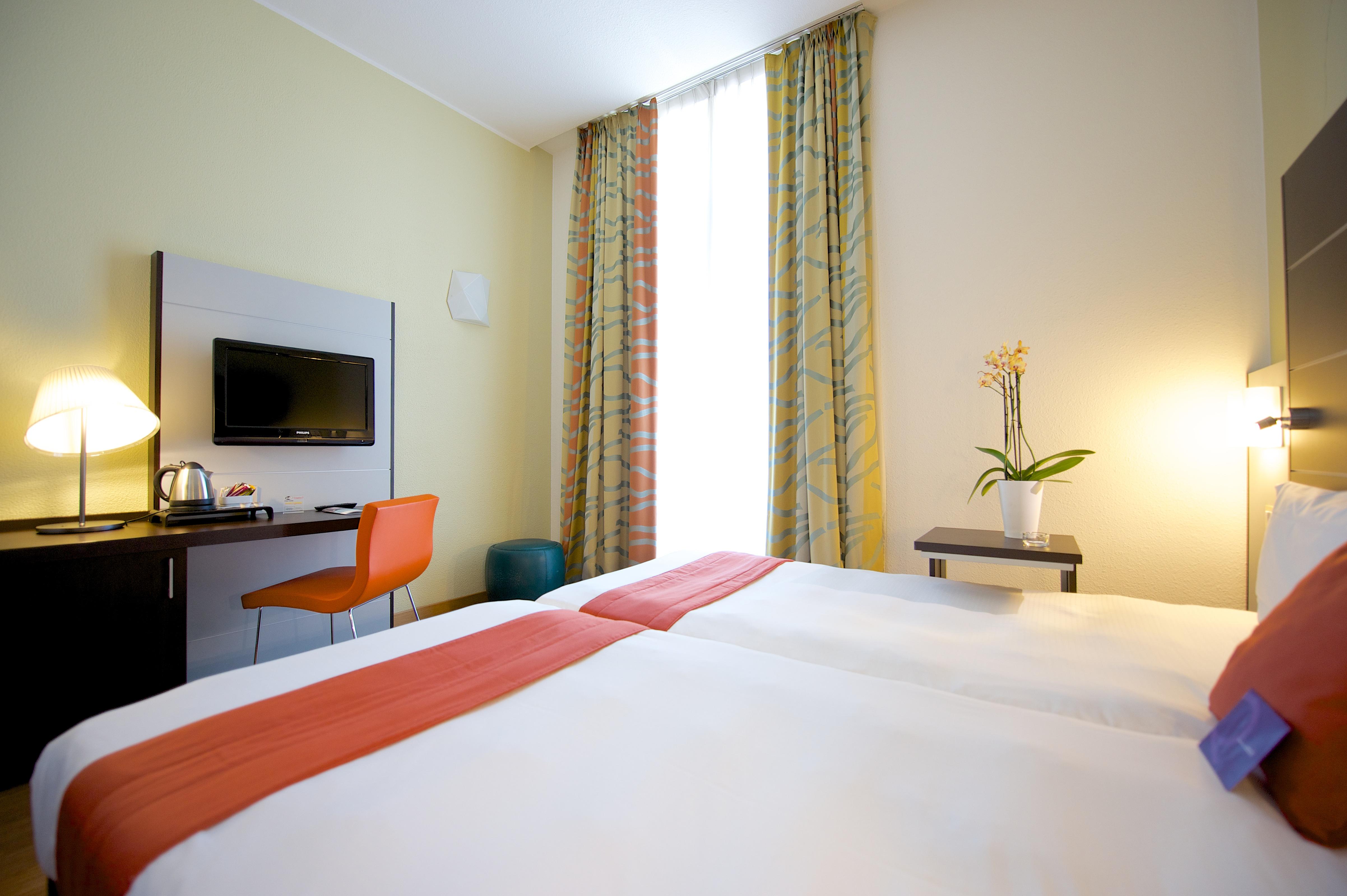 Mercure Napoli Centro Angioino Bagian luar foto