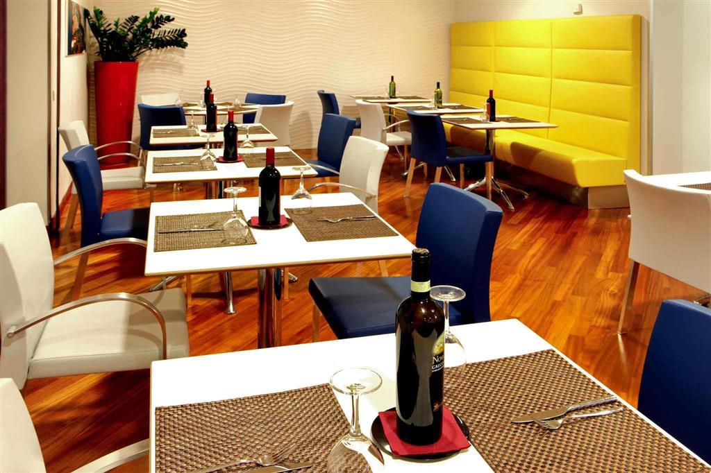 Mercure Napoli Centro Angioino Restoran foto