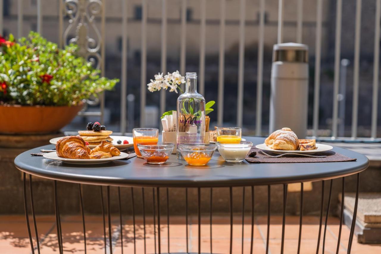 Mercure Napoli Centro Angioino Bagian luar foto