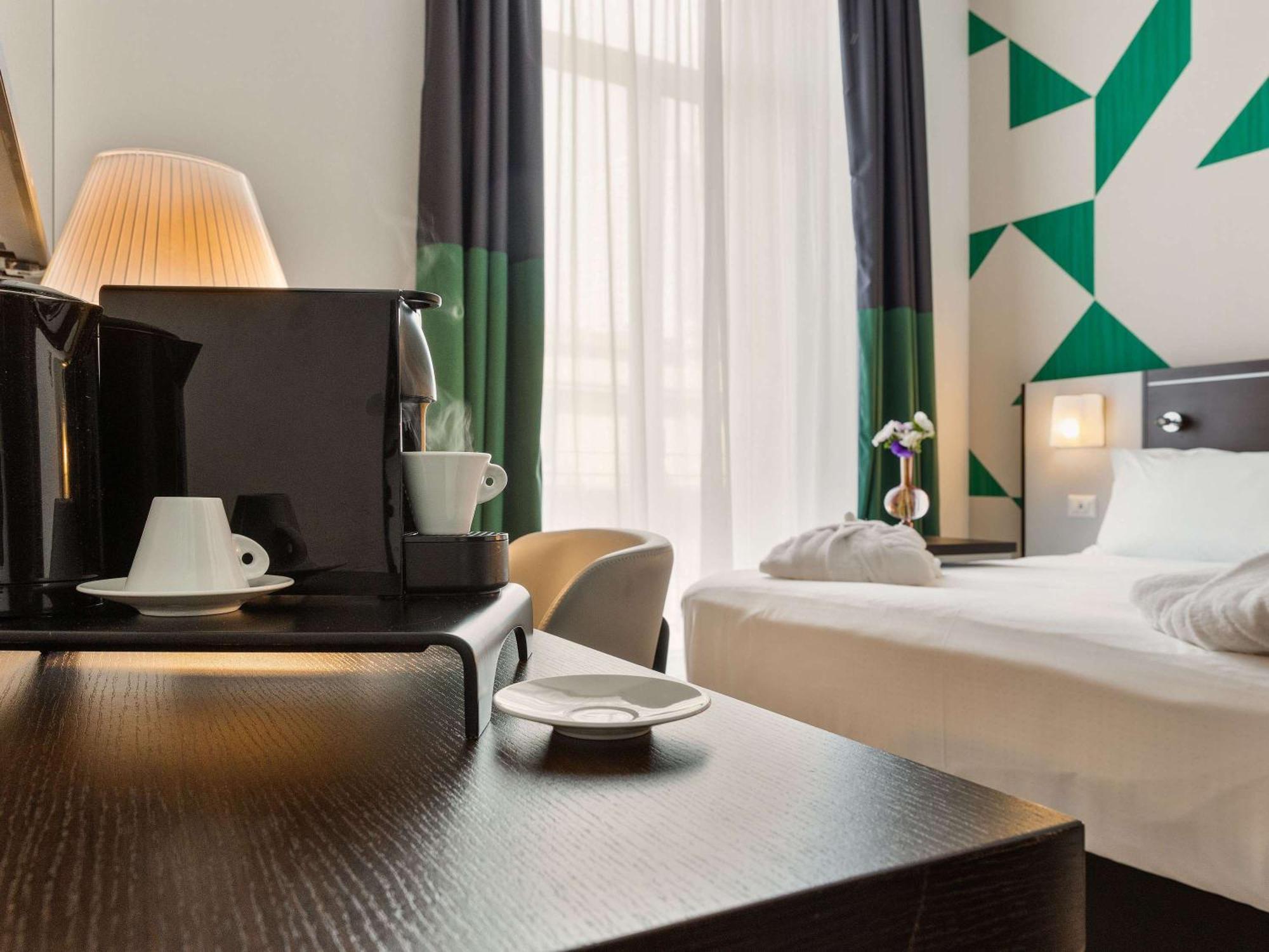 Mercure Napoli Centro Angioino Bagian luar foto