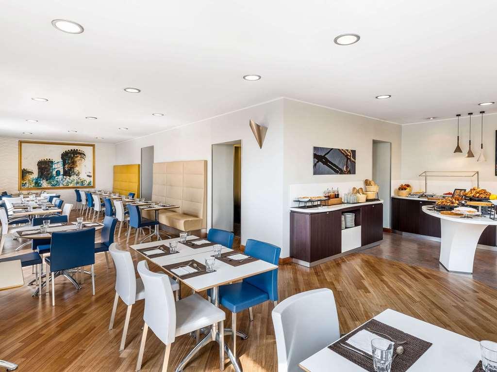 Mercure Napoli Centro Angioino Restoran foto