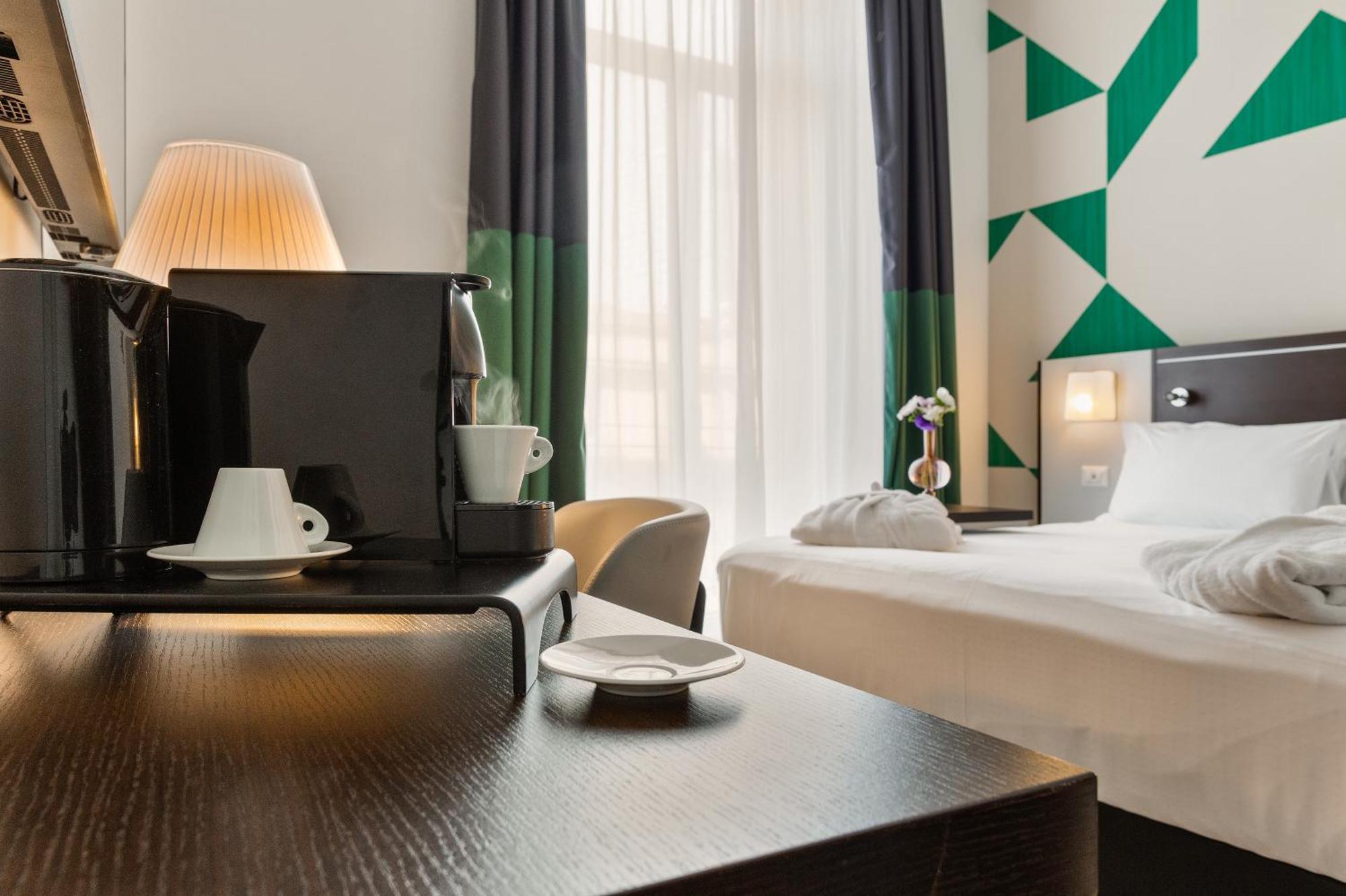 Mercure Napoli Centro Angioino Bagian luar foto