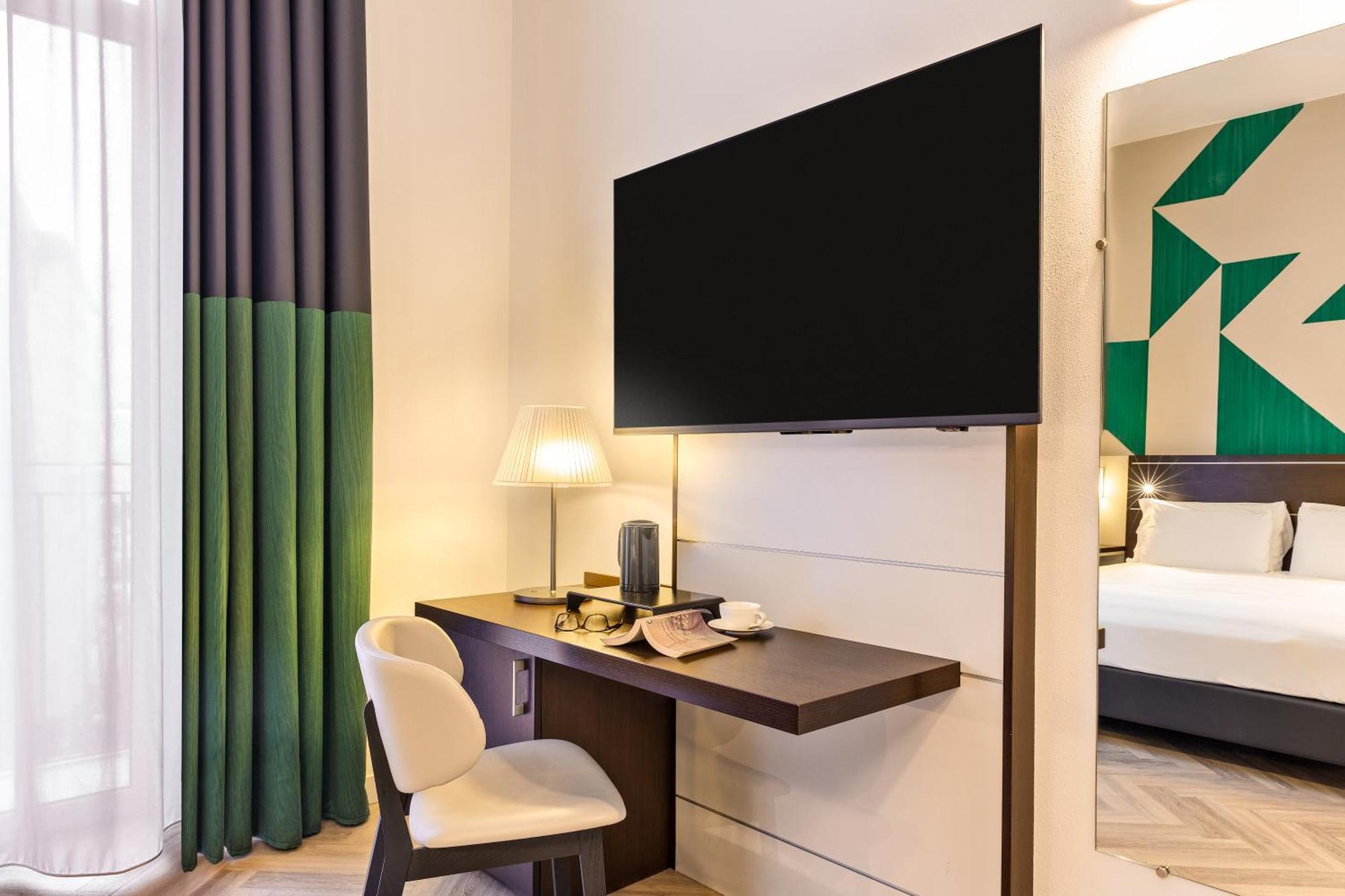 Mercure Napoli Centro Angioino Bagian luar foto