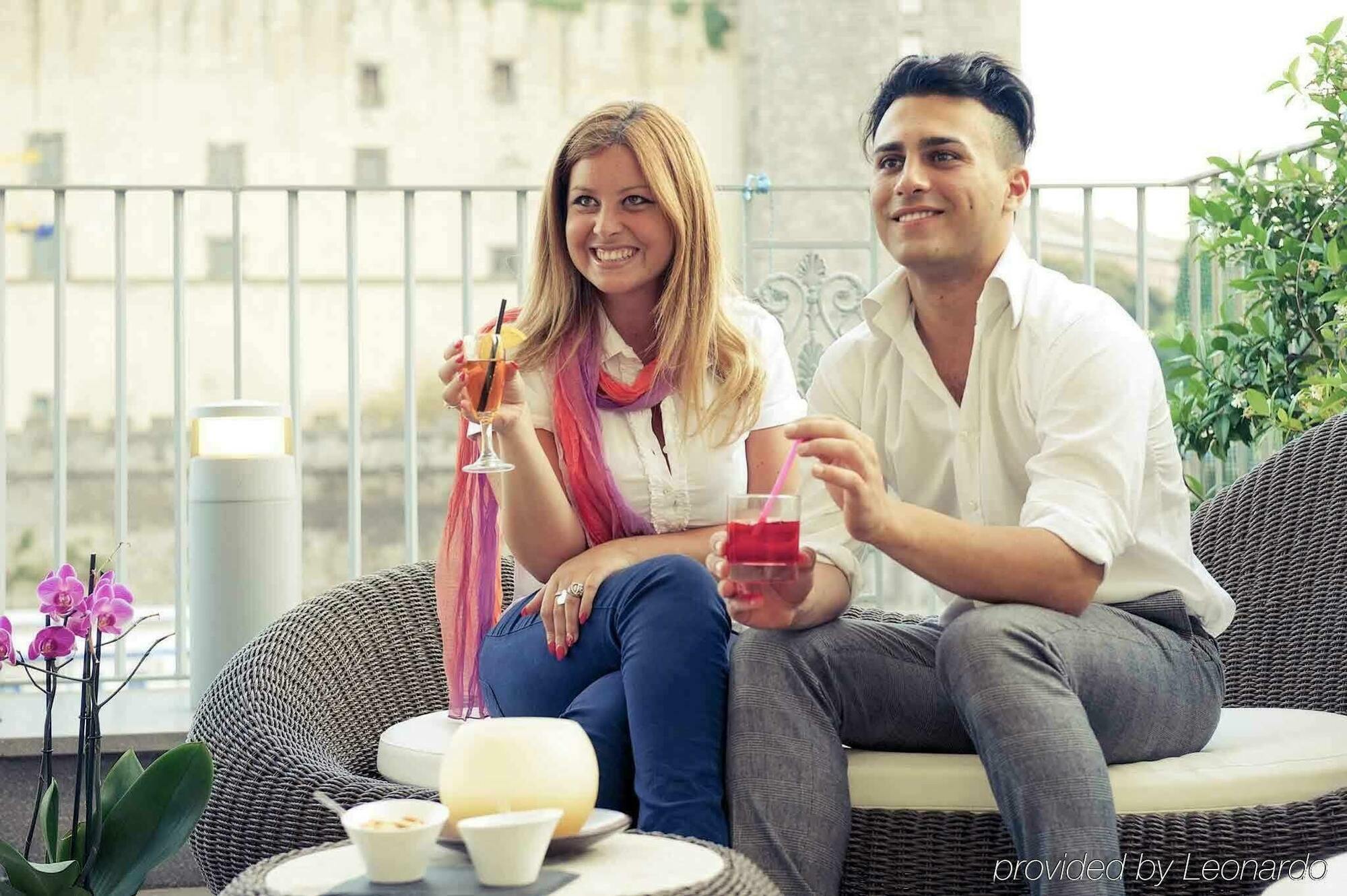 Mercure Napoli Centro Angioino Bagian luar foto